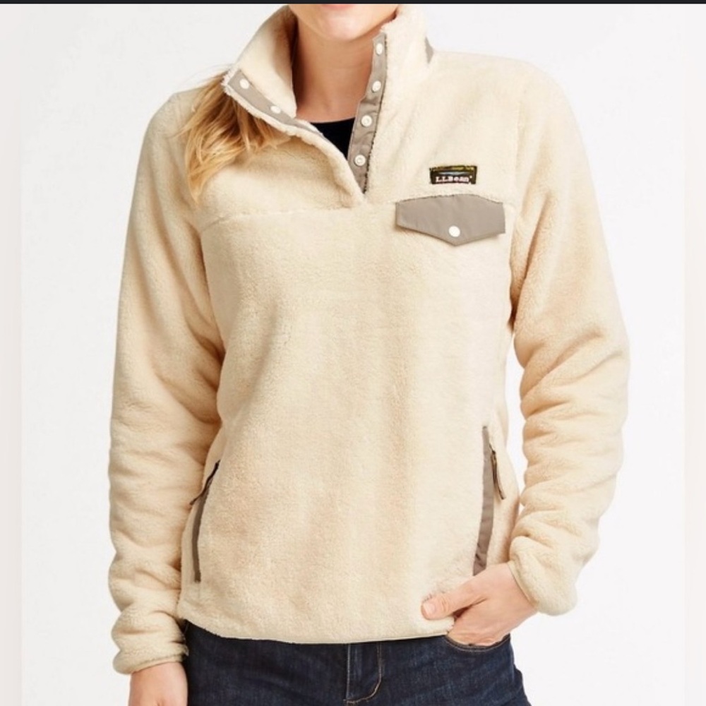 L.L. Bean Cream and Gray Fleece Pullover